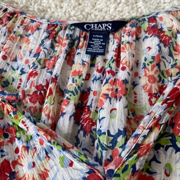 🔴 Floral designed blouse, by Chaps, size Large - Picture 3 of 5